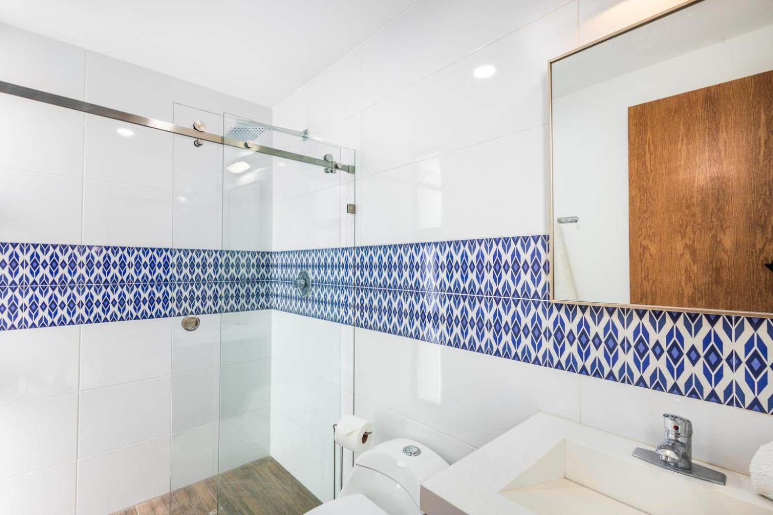 Oceans Point By Baja Toms Apartment *